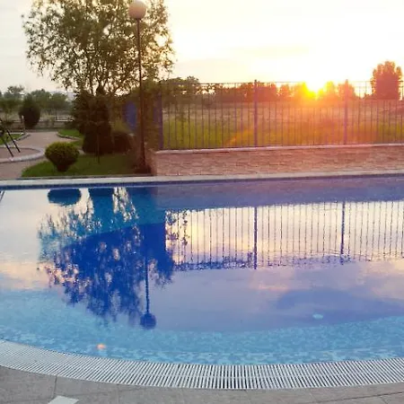 Rusavel In Sun City 3 Apartament *